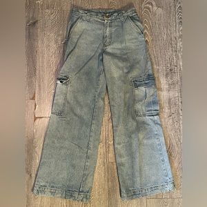 Brandy Melville cargo jeans